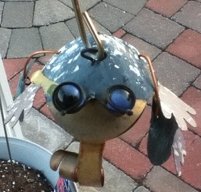 Hanging frog plant decoration