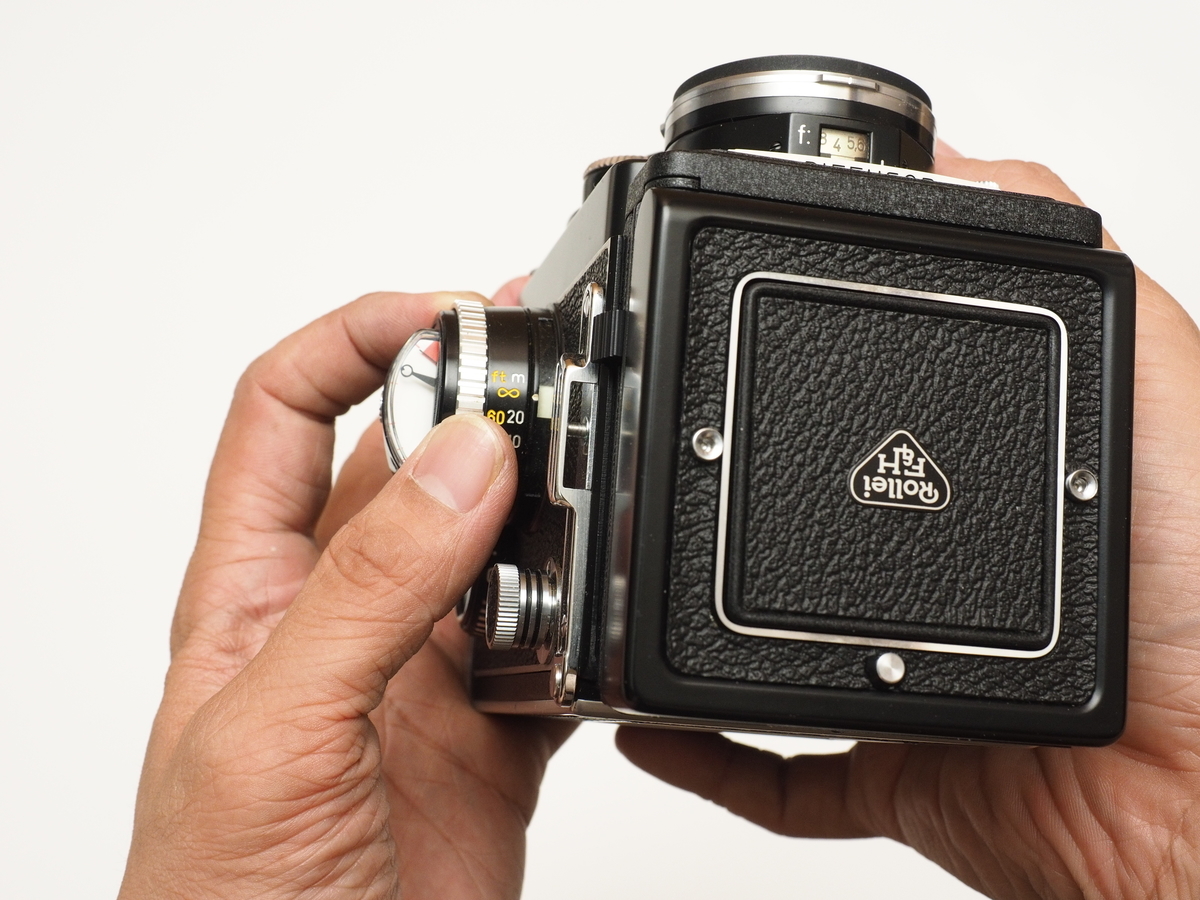 ハッセルブラッド 500 C/M 中判カメラ完動実用品2/8まで出品予定