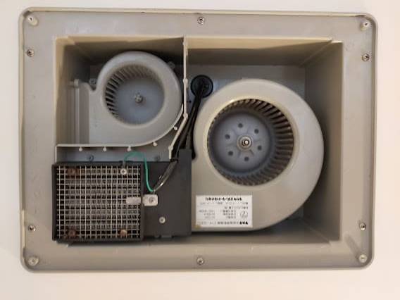 お風呂の換気扇EYK-300J 換気モーターの交換 - PONPONパンパンじゃぱん