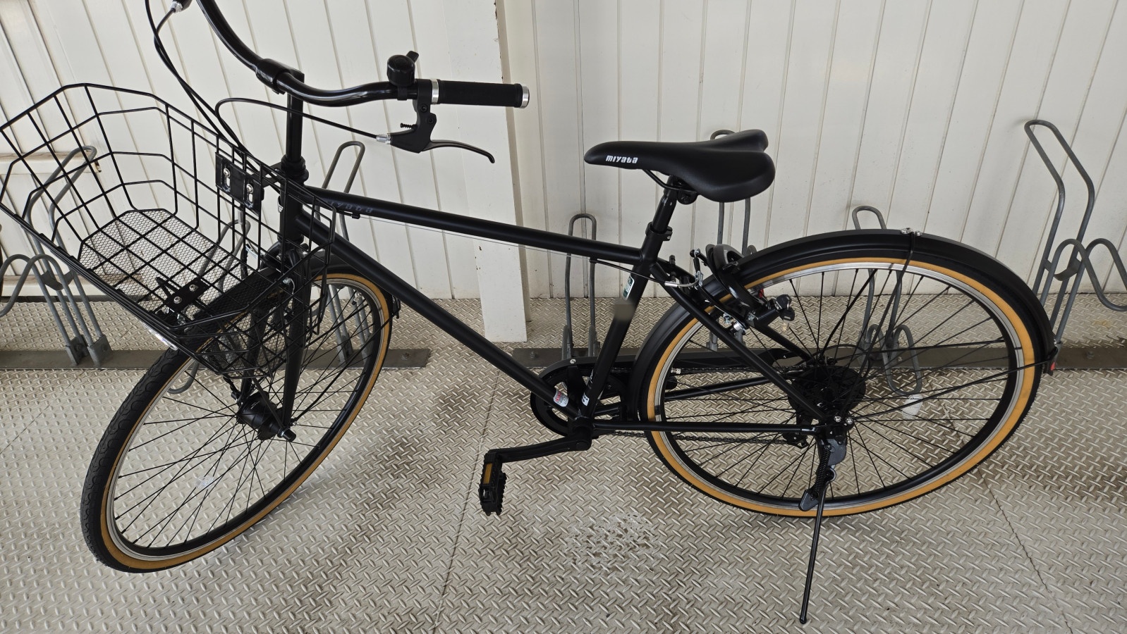 27インチ 変速7段 オートライト付き miyata SJ-CROSS