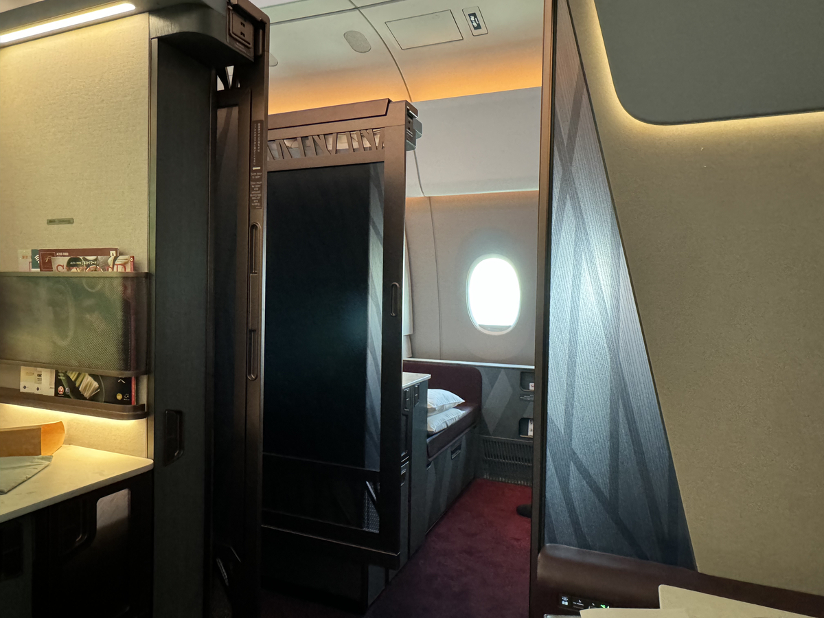 復路：JAL JL6 羽田〜ニューヨーク(JFK) ファースト - Out of Office 