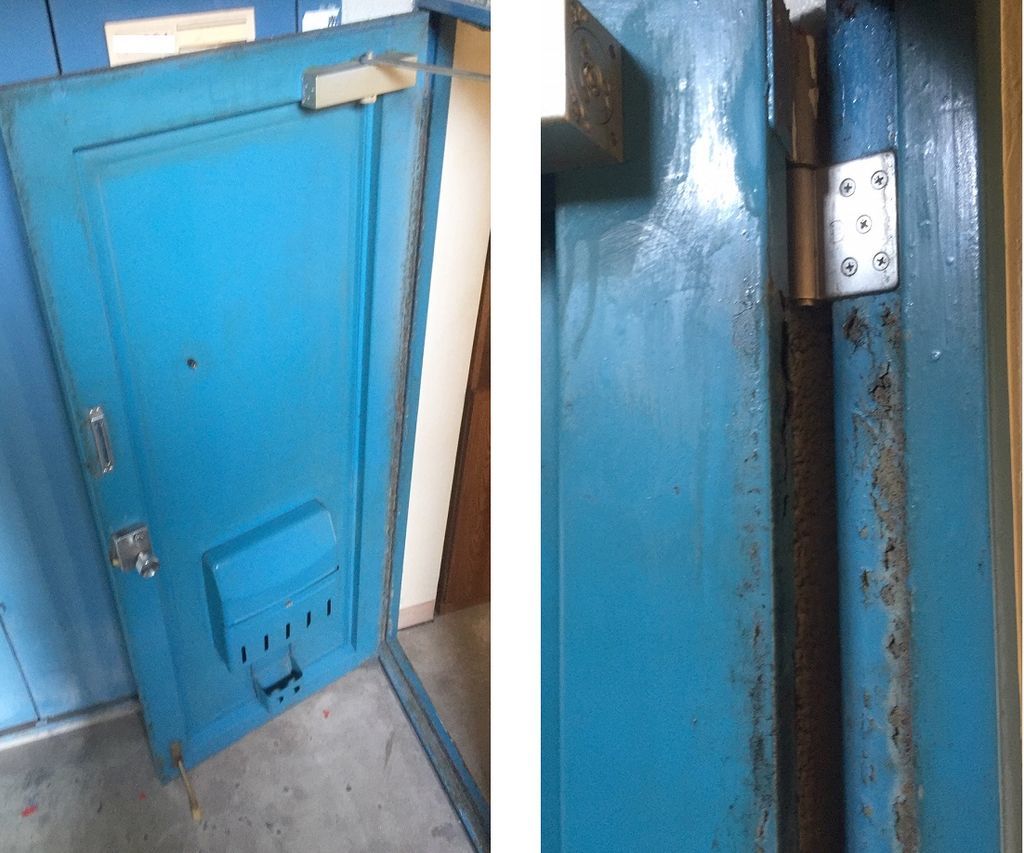 Work 団地の鉄扉と防水床の手抜き塗装 Paint Work S 塗装工事に関する Blog