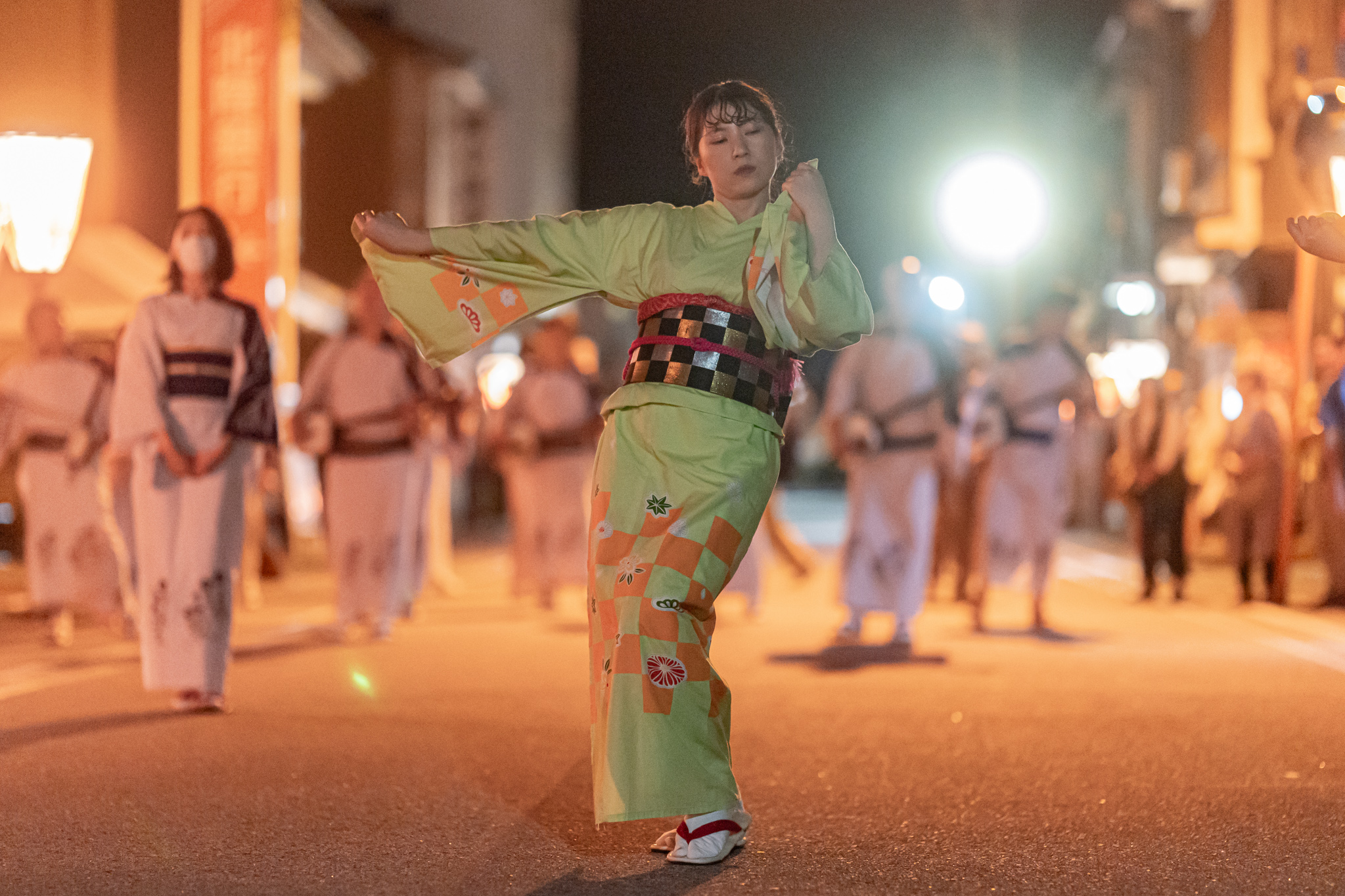 油彩画 『おわら風の盆』 S6 油彩画 おわら風の盆 S6 越中八尾おわら風の盆10[02237002716]