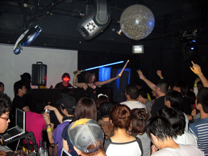 f:id:PerfumeNight:20081109080147j:image