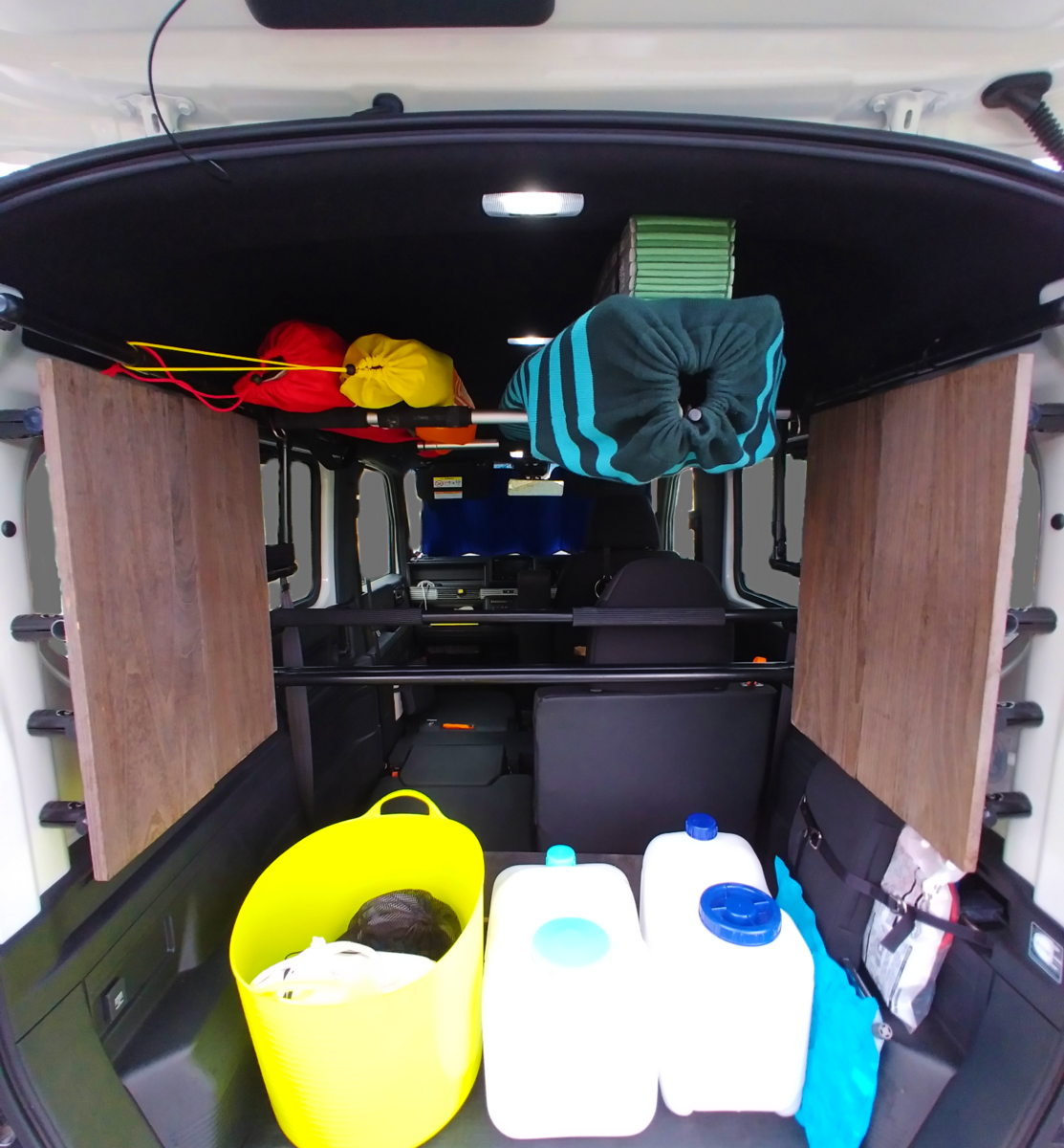 Nvan イレクターパイプで高さ調節 取り外しのできる棚を作ってみた 気ままにペロキ