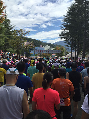越後湯沢秋桜ハーフマラソン19 その２ スタートから7kmまで 軟弱鈍足ランナー ドｍエリートを目指す