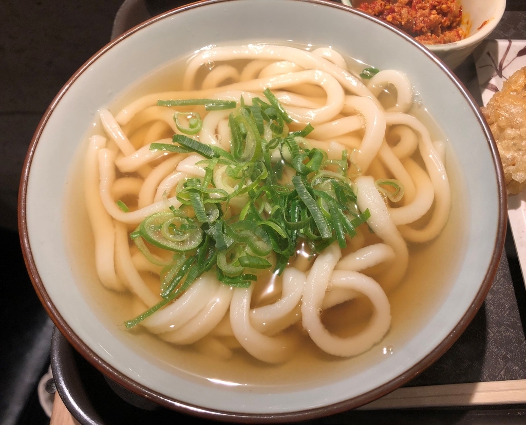 Udon 立ってうどん０３８ ゼロサンハチ 東京都大田区蒲田 Pooガレージ