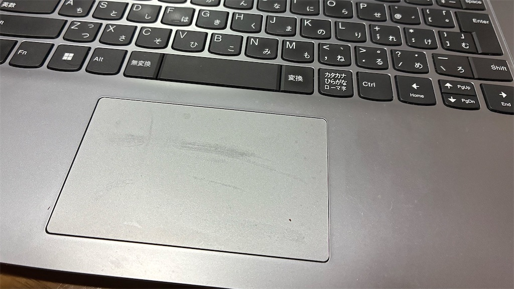 Lenovo IdeaPad Slim 170 クラウドグレーのタッチパッドのスクリーンショット
