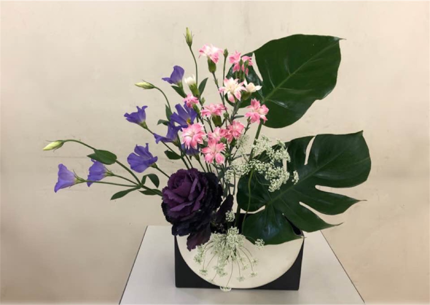 池坊　生け花　生花　立花　花瓶　自由花
花器　草月　小原　陶器 自由花】2025年1月5日 華道家元池坊 初生け式 池坊 初生け式 2025 にて