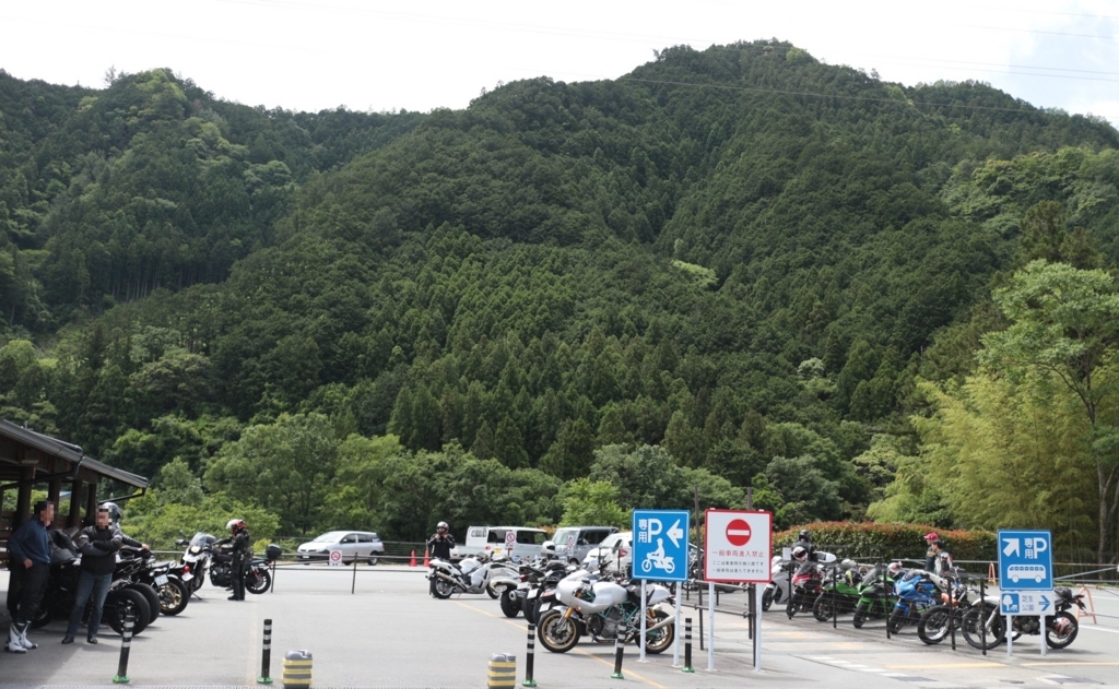 f:id:RAKu:20180520221637j:plain f:id:RAKu:20180520221637j:plain