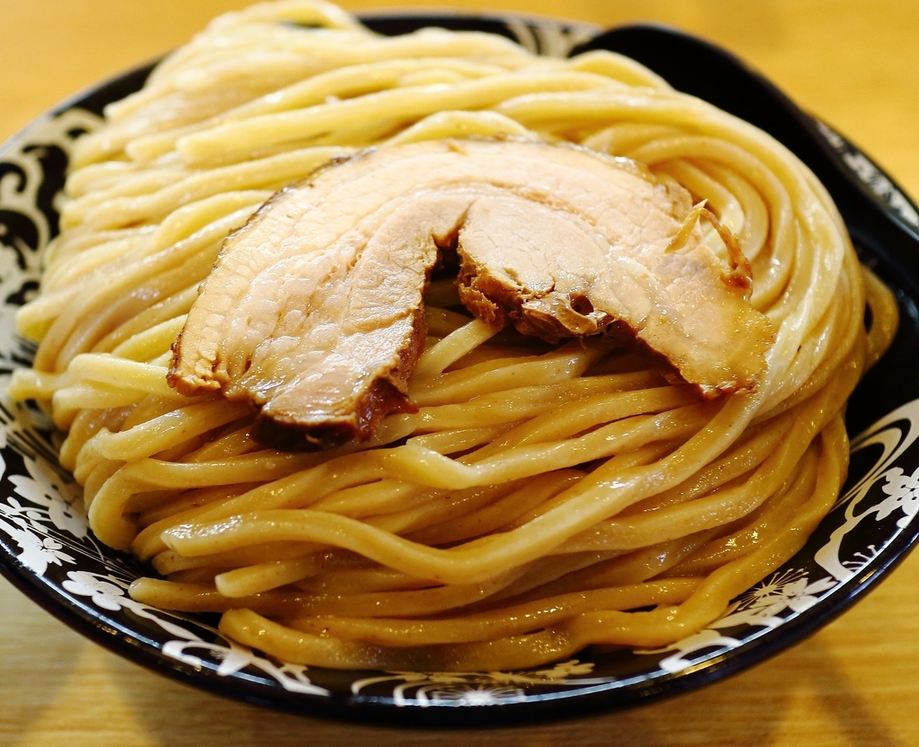 ラーメンを食べに行く たけ井 本店 つけ麺モード全開で突入です らくたろうがいく グルメ 週末放浪記