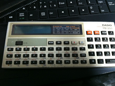 超懐ガジェット】CASIO PB-200 - ローリングコンバットピッチなう！