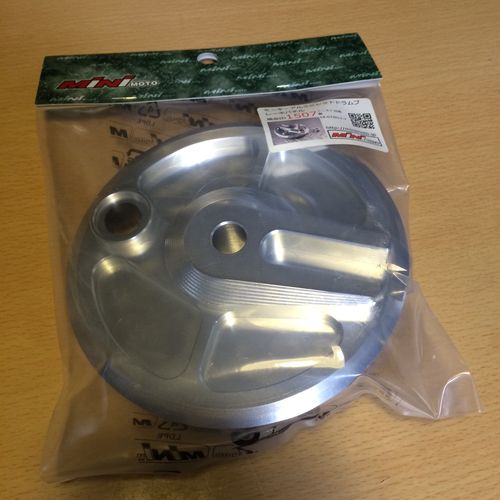 モンキー用　ドラムブレーキ　リアハブ 　メッキ[Y1268]