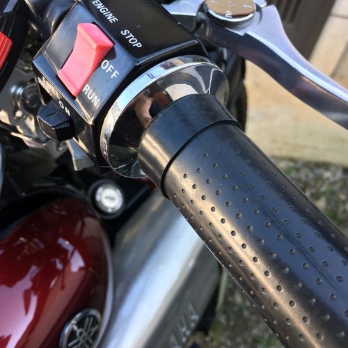 Vmax アクセルと固定するアイテムを買ってみた Risingforce Zwei Vmax アクセルと固定するアイテムを買ってみた Risingforce Zwei
