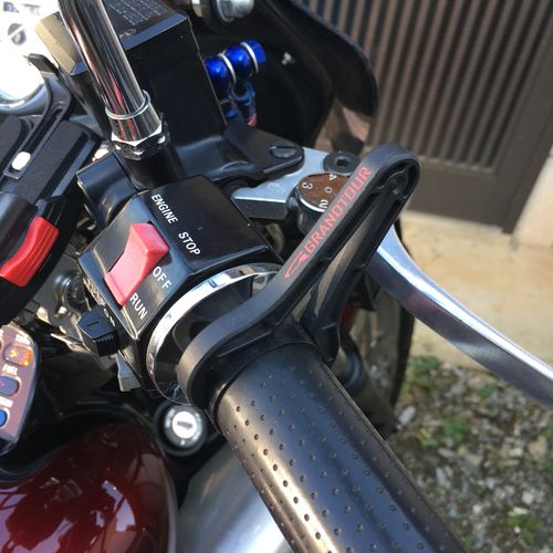 Vmax アクセルと固定するアイテムを買ってみた Risingforce Zwei Vmax アクセルと固定するアイテムを買ってみた Risingforce Zwei