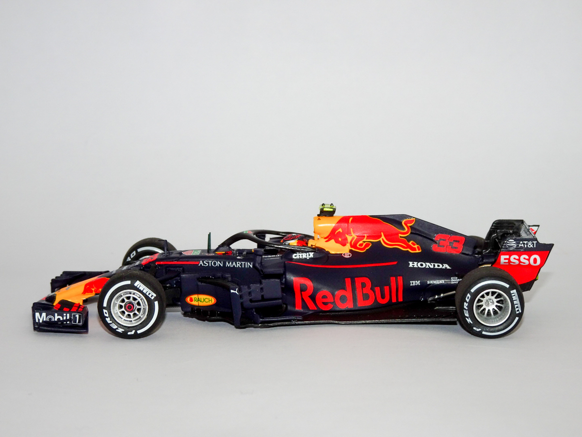 Red Bull F1・ミニチャンプス1/43】気まぐれミニカーレビュー - Vol.18
