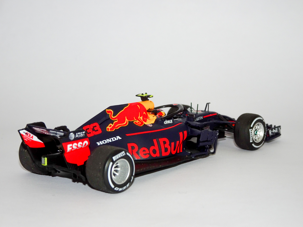 Red Bull F1・ミニチャンプス1/43】気まぐれミニカーレビュー