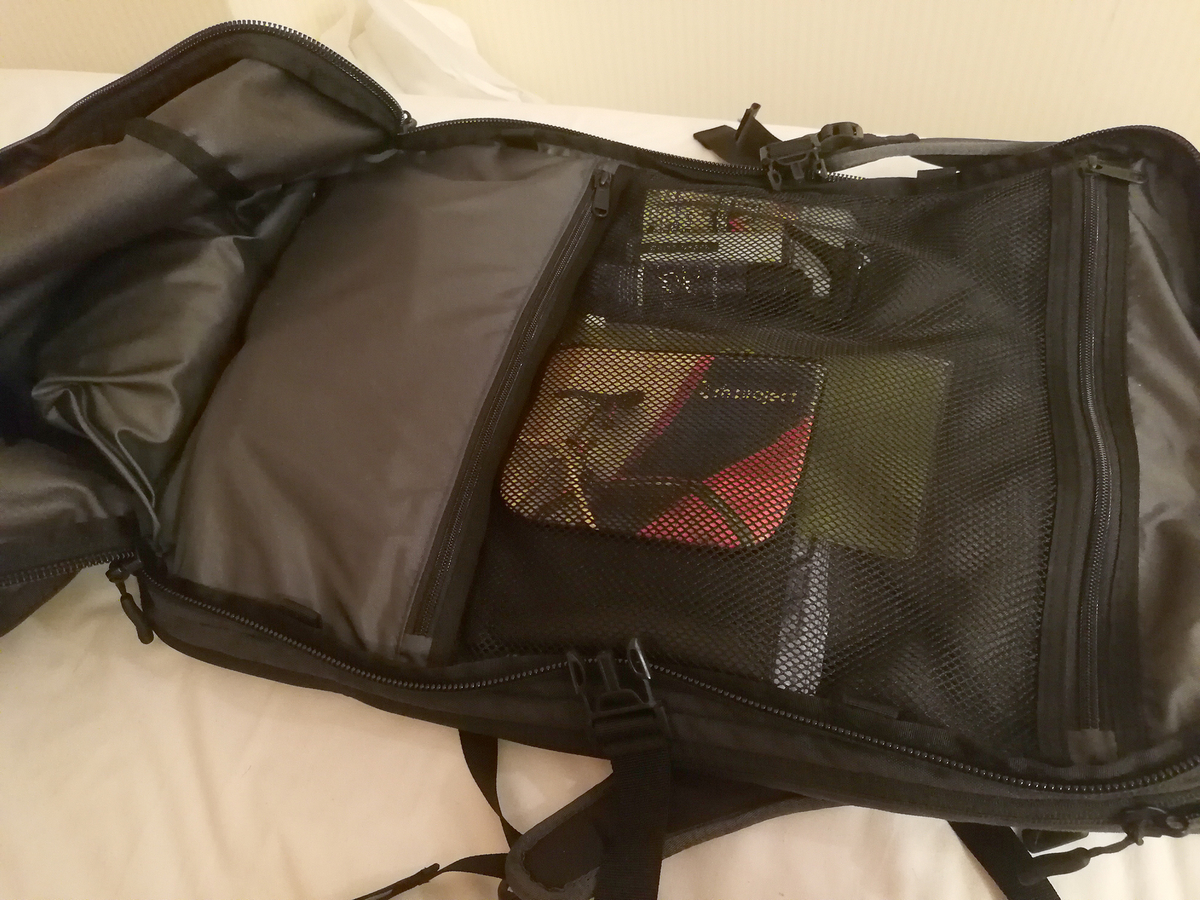 そろそろ大容量バックパックで旅荷物をコンパクト化（minaal