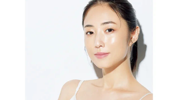 MEGUMIさん美肌の秘密！彼女が選ぶ効果実感のベストスキンケア