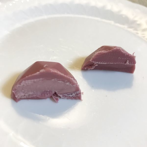 無着色で無香料のルビーチョコレート