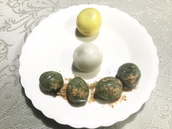 お月見はスーパーの和菓子でOK！月見団子（明日香野）＆草だんご