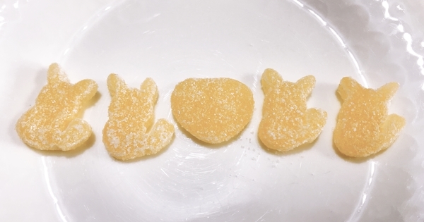 ピュレグミのポケモンのピカチュウコラボ