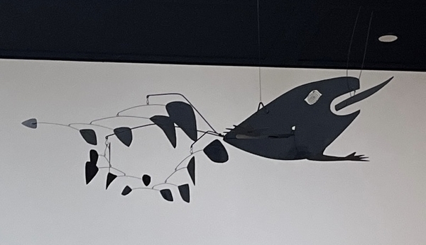 カルダー展のモビール