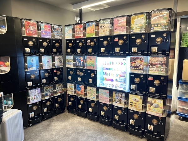 ケンエレ フレーバーズガチャ 第4弾 設置場所 東京駅エチカフィット