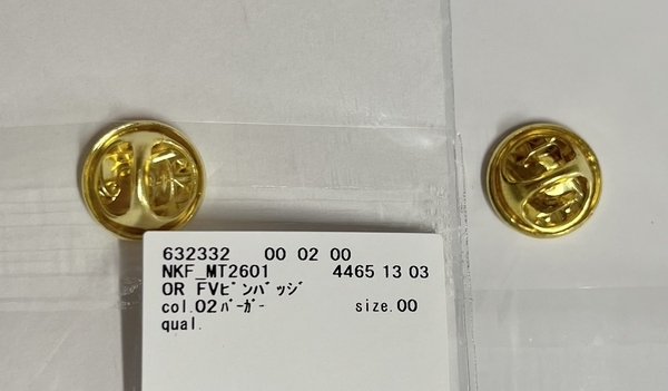 フレーバーズのピンズ 後ろの留め具の写真