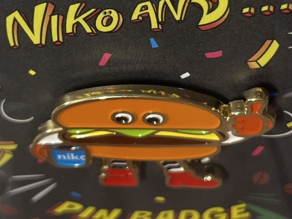 フレーバーズとニコアンドが初コラボ！購入品ピンズ比較 - ラクスキー