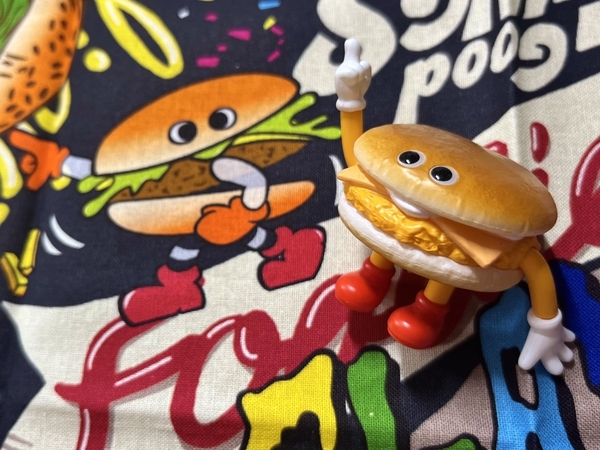フレーバーズ×ニコアンドの「バンダナハンカチ」購入レビュー