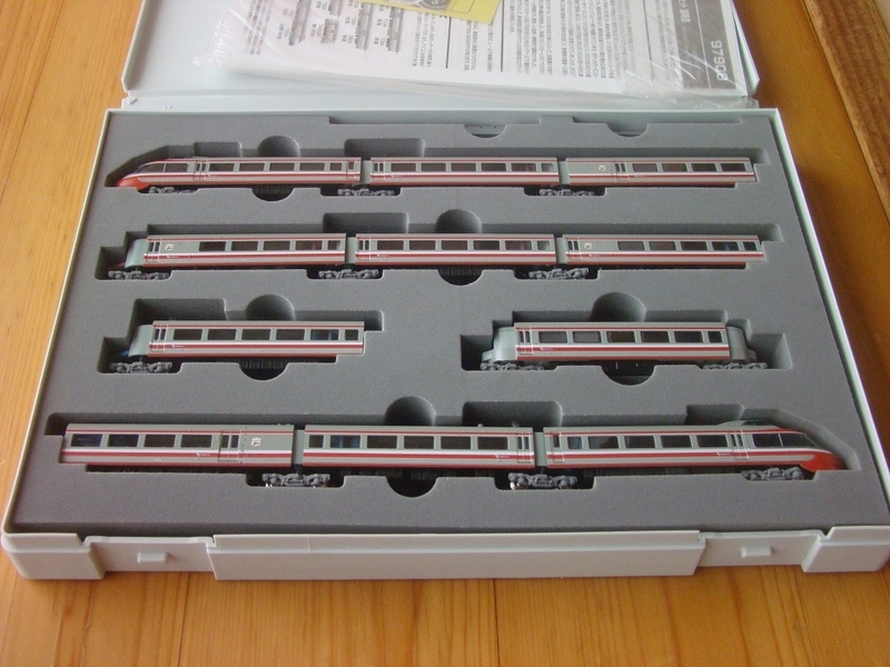 TOMIX 92605小田急7000形LSEロマンスカー 小田急ロマンスカー7000形LSE(新塗装)セット ｜製品情報｜製品