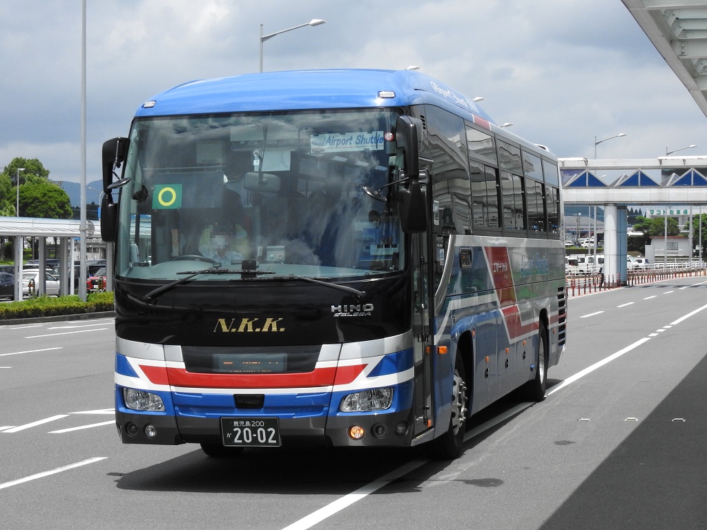 南国交通 2002号車 エアポートシャトル 新つなぐ ひろがる ときめく 鉄道 バスブログ