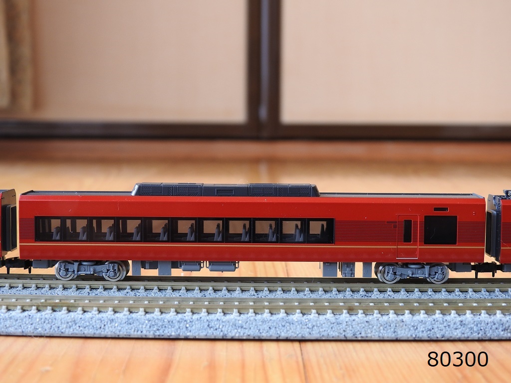 TOMIX】近鉄80000系”ひのとり”が入線 - 新つなぐ☆ひろがる☆ときめく