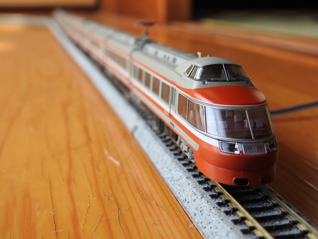 車内案内板 小田急ロマンスカー 7000系 LSE 鉄道部品 9号車 鉄道廃品