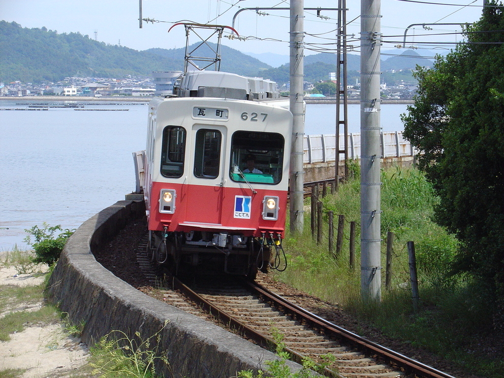 ことでん600形(元名古屋市交) 627-628 - 新つなぐ☆ひろがる☆ときめく