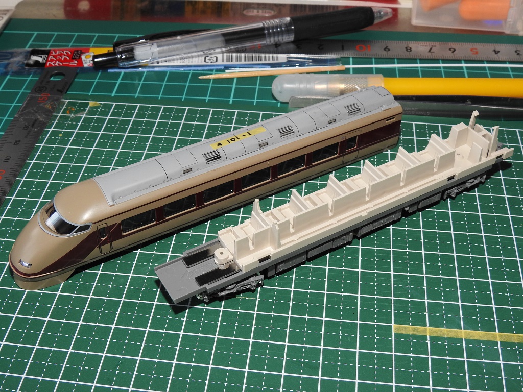 TOMIX】東武100系スペーシア(DRCカラー)ディテールアップ作業 TOMIX】東武100系スペーシア(DRCカラー)ディテールアップ作業