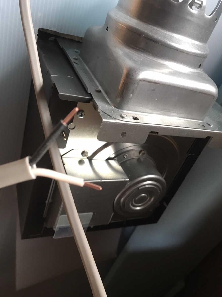 塗装ブースを自作する（本体取り付け編） - Retoの趣味ぶろぐ。