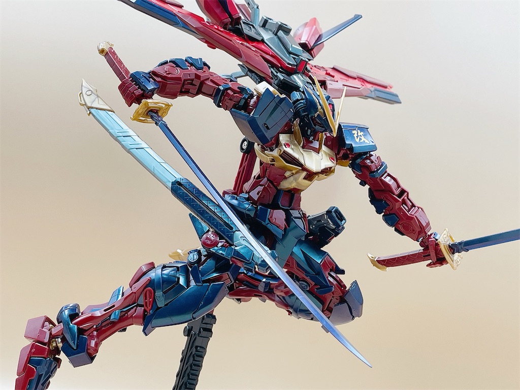 中国限定カラーのMGガンダムアストレイレッドフレーム改を作ってみた