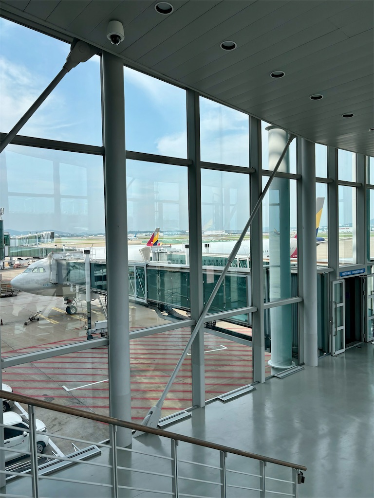 f:id:Ribboninthesky:20241207003233j:image 大阪〜タシケント ビジネスクラス搭乗記