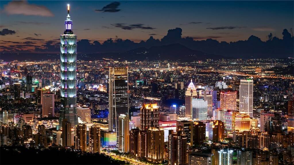 初めての海外旅行におすすめの国・地域7選 どんな人に合うかもご紹介