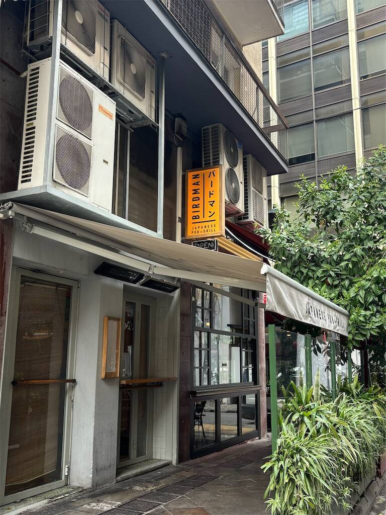 Astikon House周辺の街並み