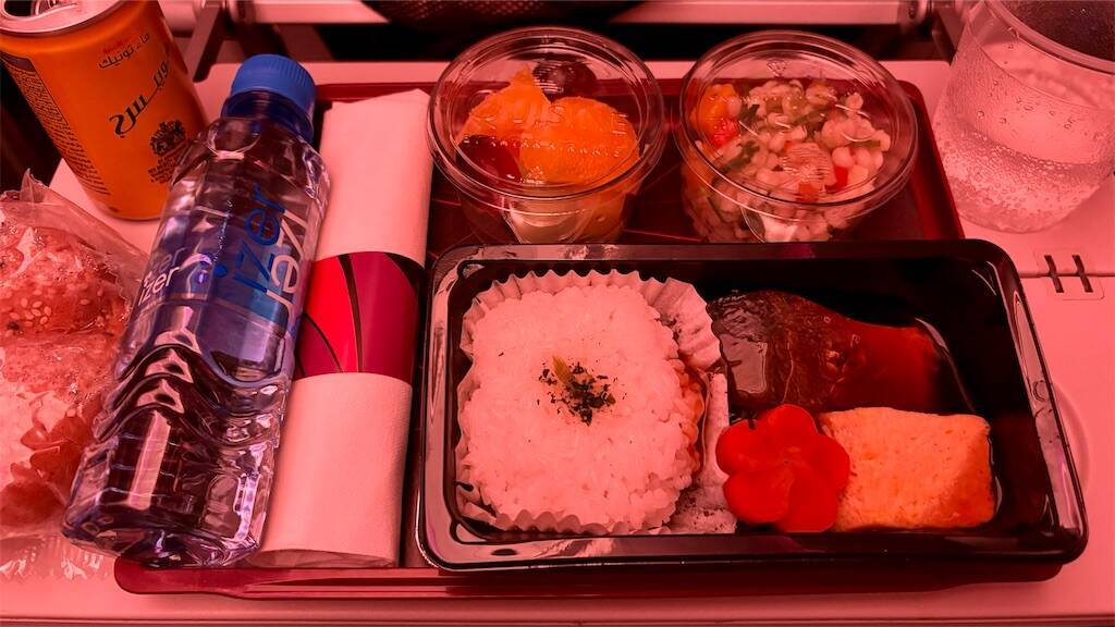 カタール航空の機内食