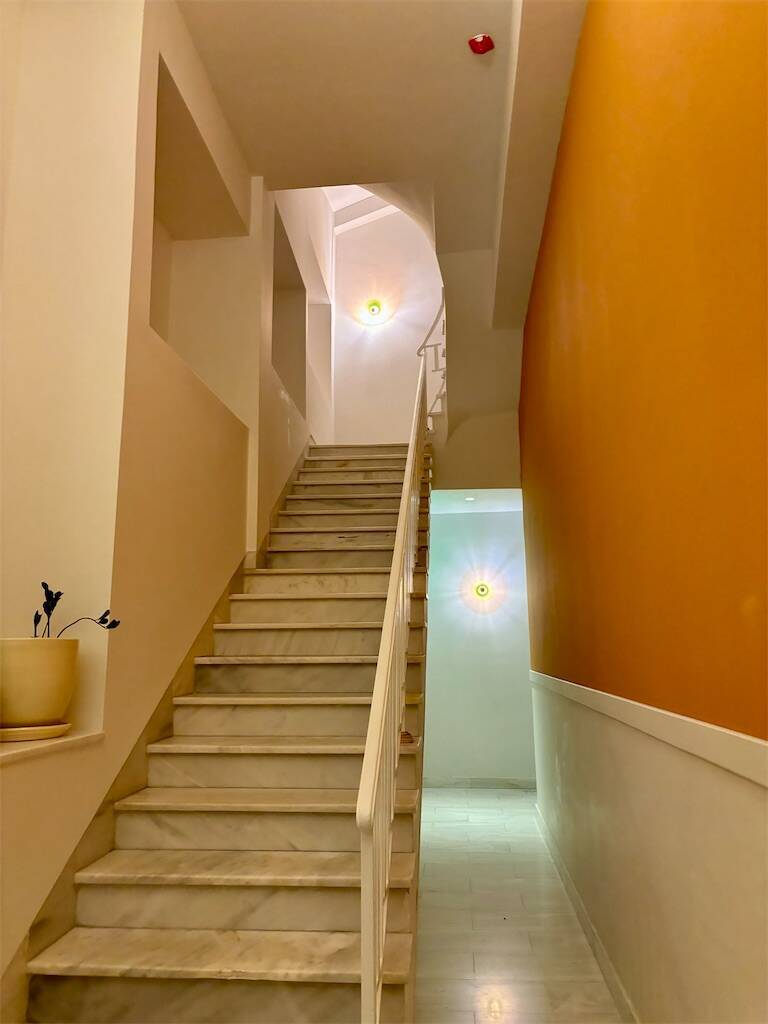 Astikon Houseの玄関ホール