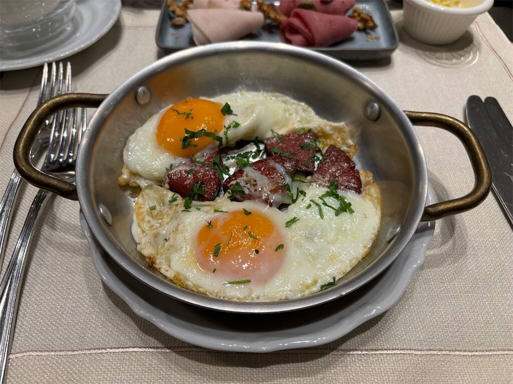 Sanasaryan Hanの朝食