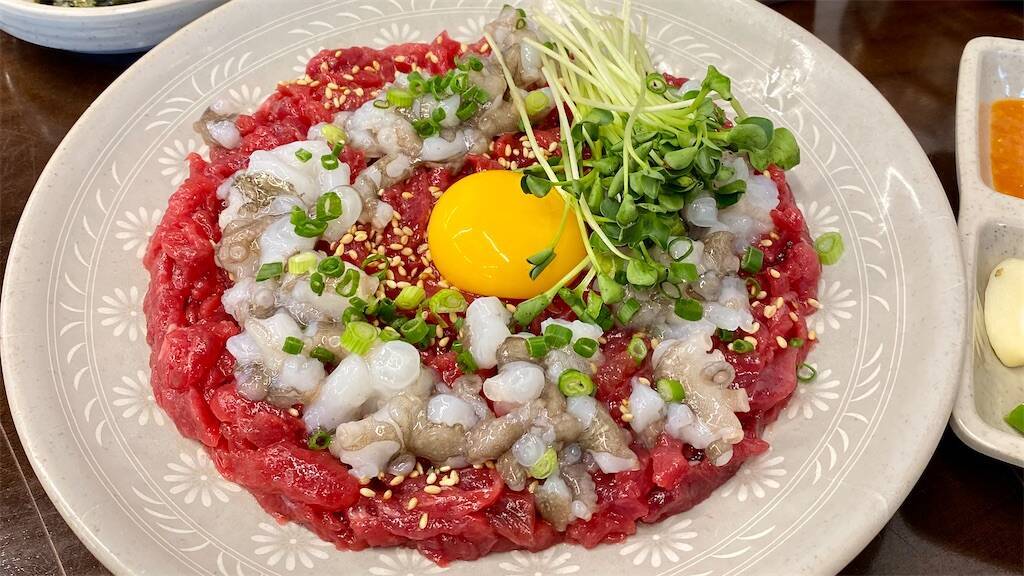 広蔵市場のユッケタンタンイ
