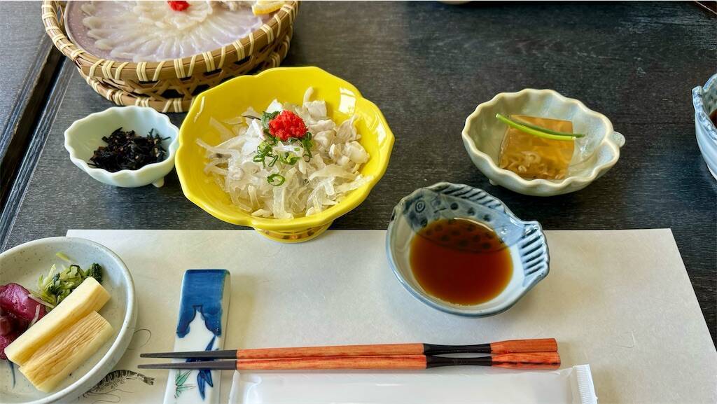 ホテル日間賀荘のふぐコース