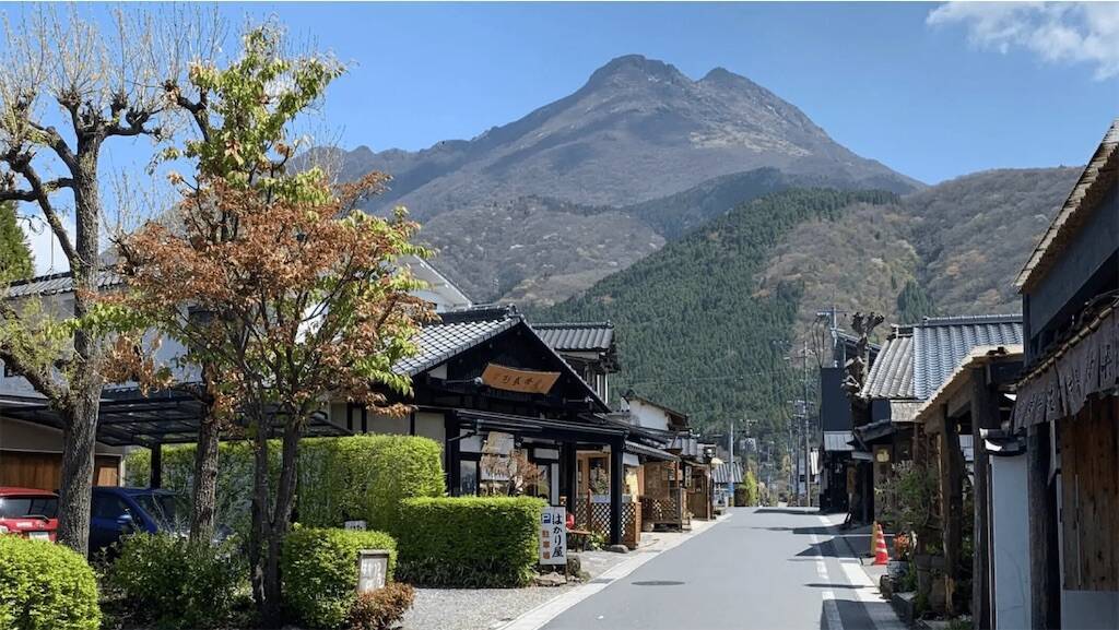 湯の坪街道の景色
