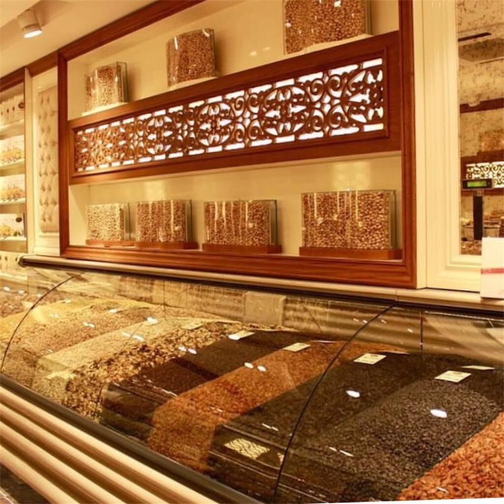 Guven Kuruyemisの店内