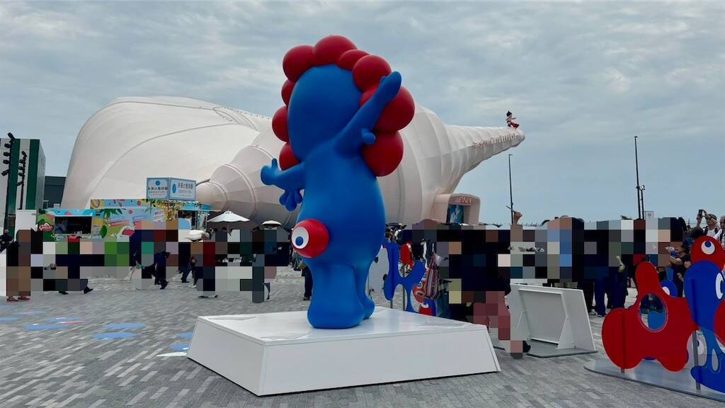 ミャクミャクの後ろ姿